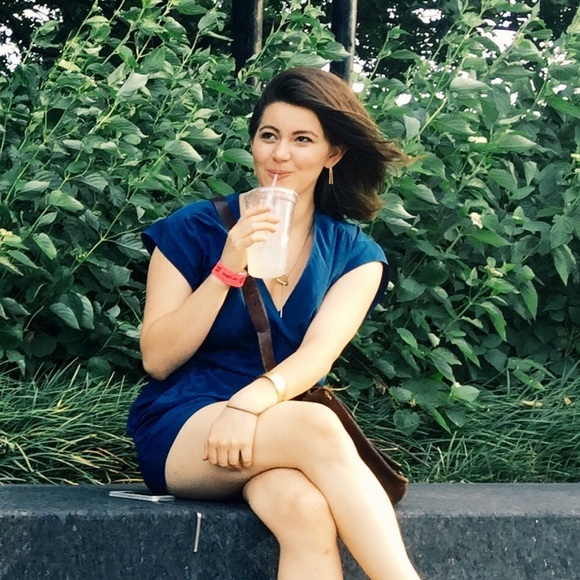 Babaton (Aritzia) Corbett Navy Blue Silk Romper/Jumpsuit, Size Medium - Picture 4 of 4